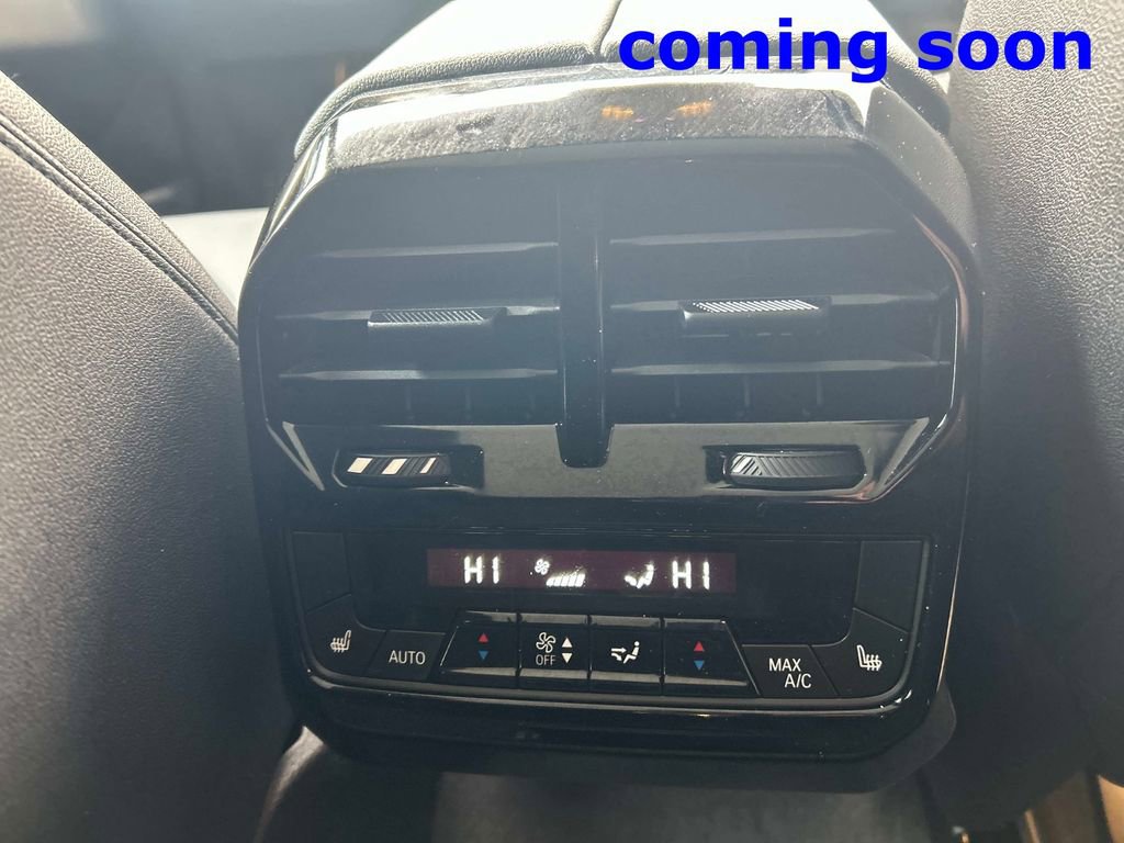 Used 2023 BMW iX xDrive50 w/ Ultimate Package 2 image 17