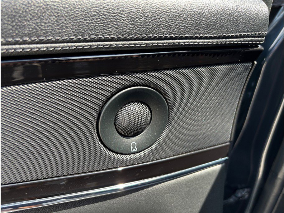 Used 2021 Lincoln Nautilus Reserve image 24