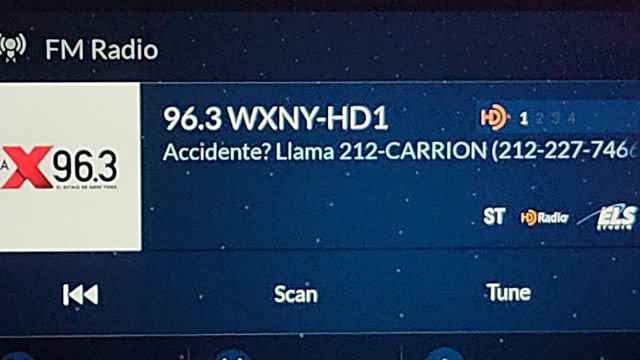 Used 2023 Acura TLX w/ Technology Package image 12