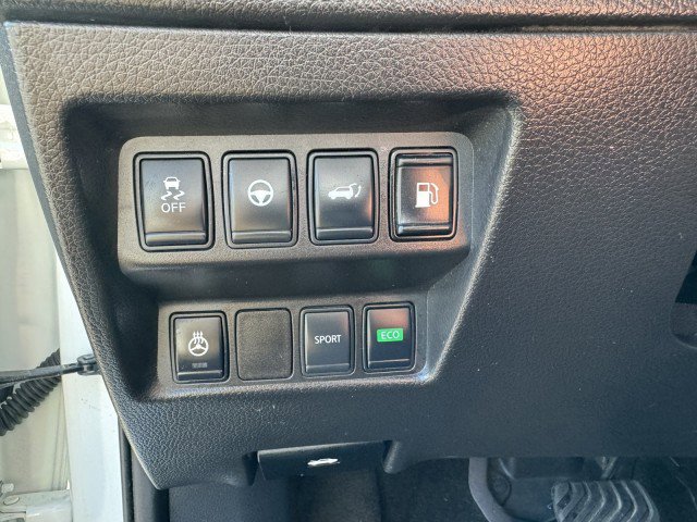 Used 2019 Nissan Rogue SV w/ Premium Package image 13