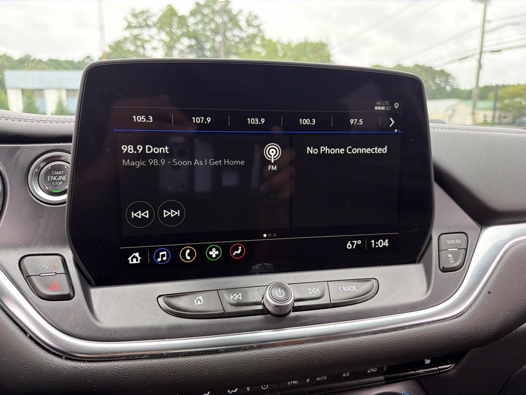 Used 2025 Chevrolet Blazer LT FWD image 10