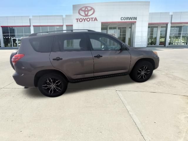 Used 2012 Toyota RAV4 4WD w/ Value Pkg image 4