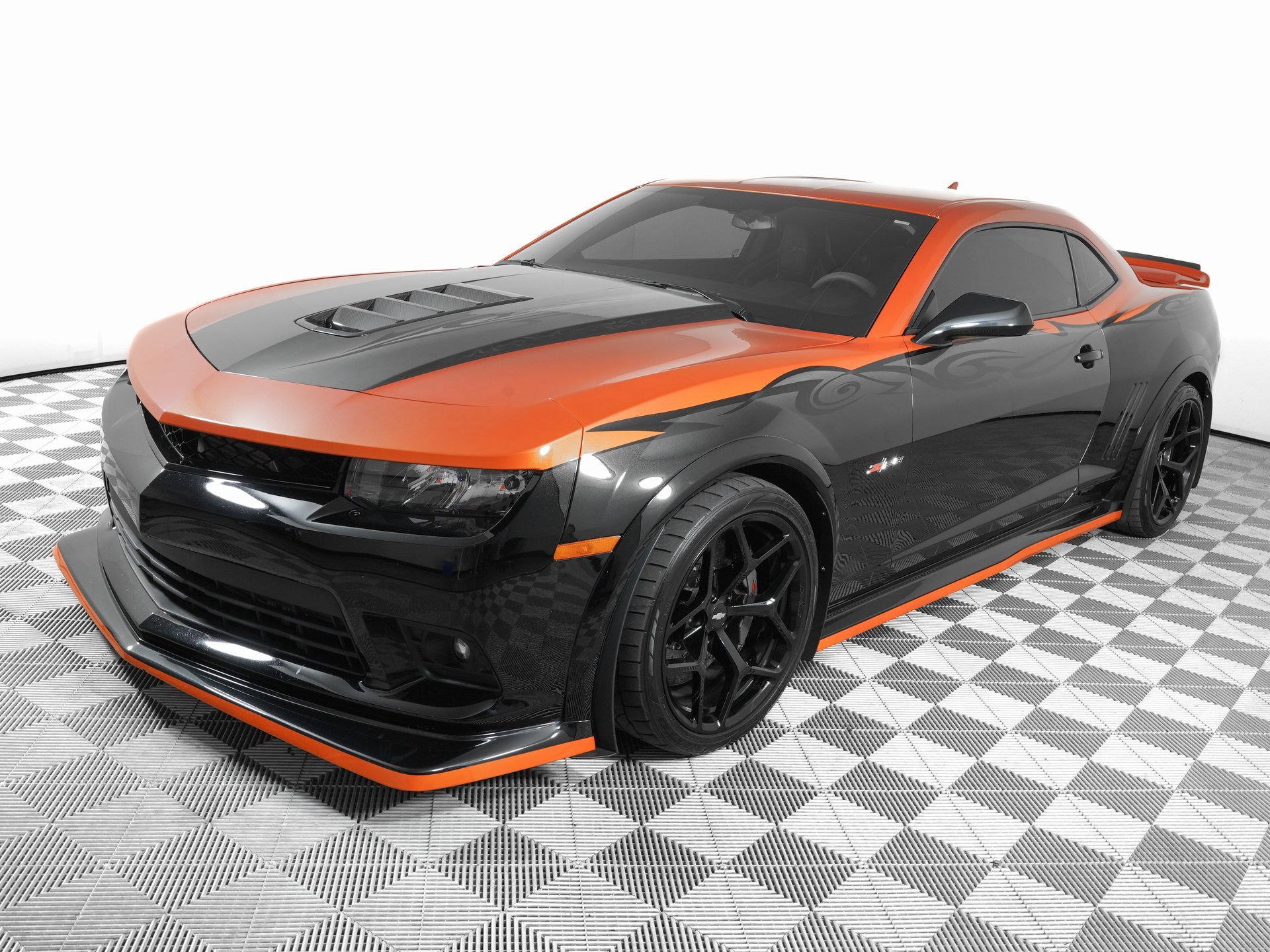 Used 2015 Chevrolet Camaro Z/28 image 8