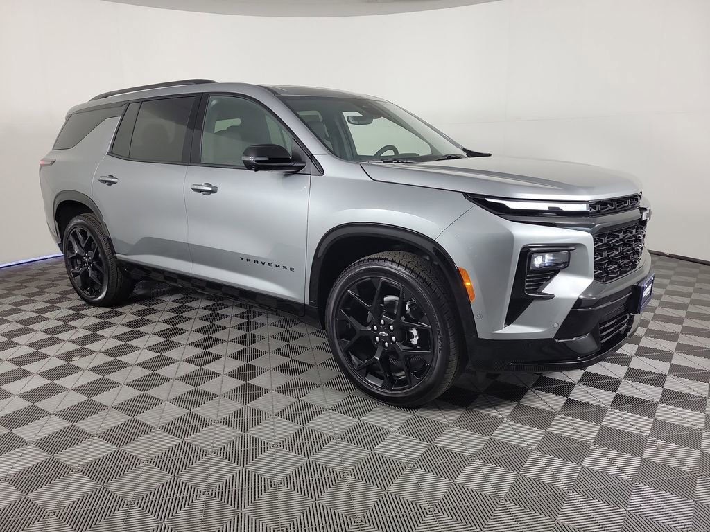 New 2026 Chevrolet Traverse RS w/ LPO, Illumination Package FWD image 2
