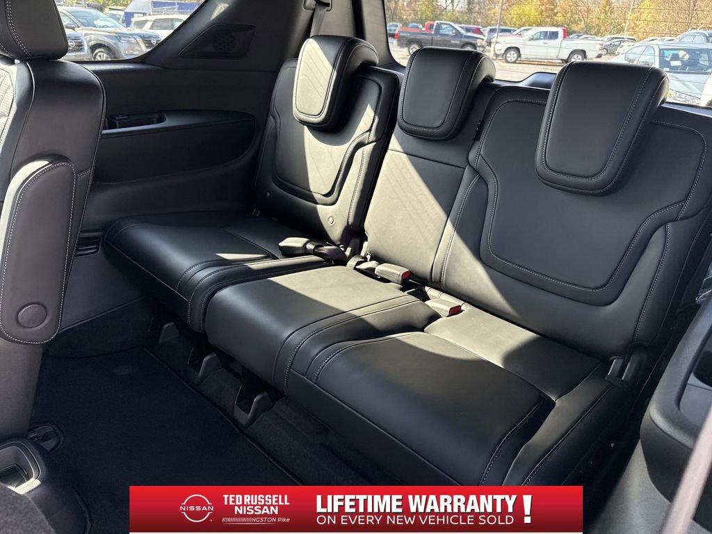 New 2026 Nissan Armada PRO-4X w/ Captain's Chari Seat Package AWD/4WD image 31