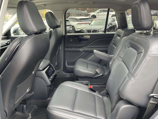 Used 2025 Lincoln Aviator Reserve w/ Illumination Package image 11