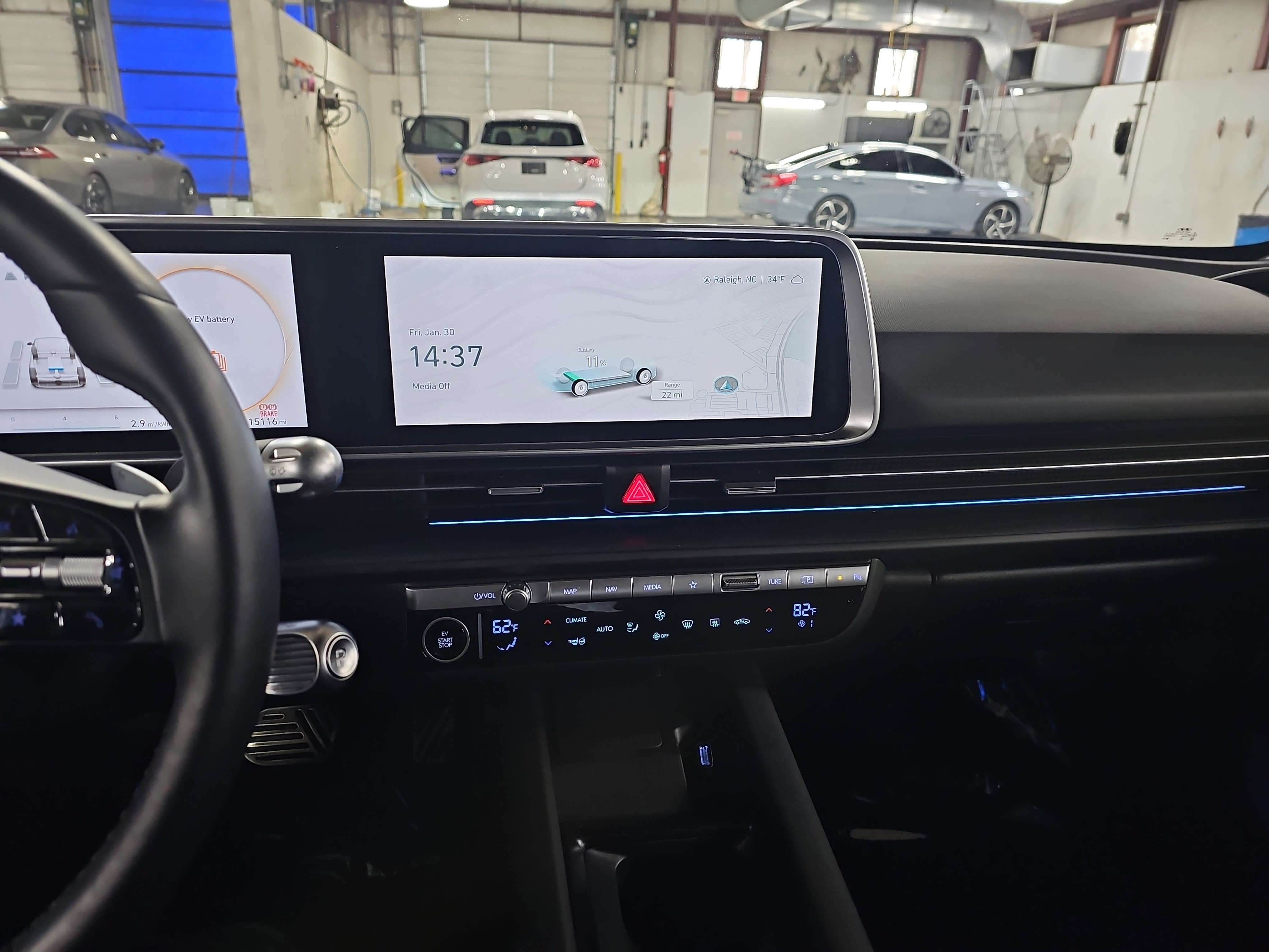 Used 2024 Hyundai Ioniq 6 Limited image 20