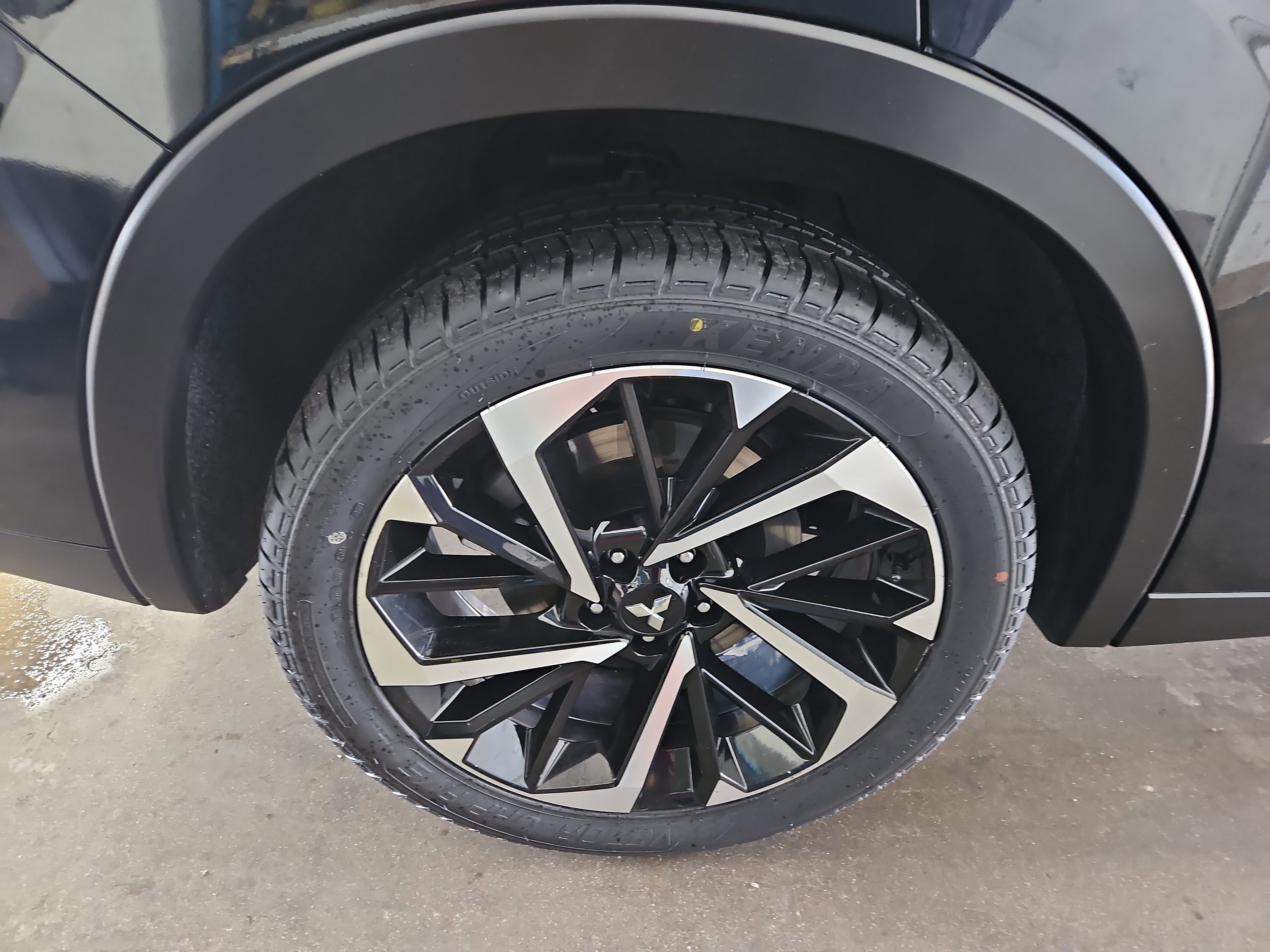 Used 2023 Mitsubishi Outlander SE image 16