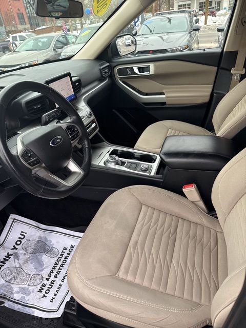 Used 2020 Ford Explorer XLT w/ Comfort Package image 33