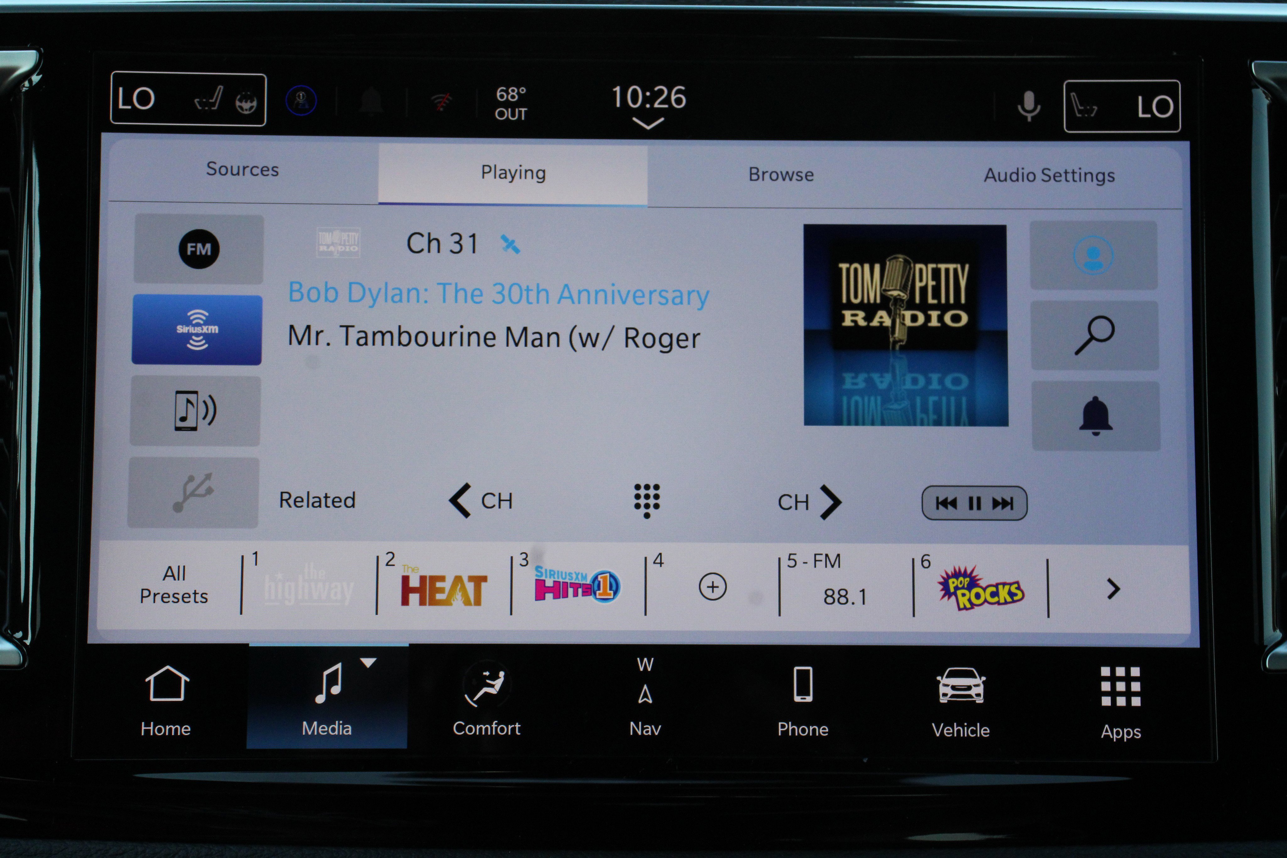 New 2026 Chrysler Pacifica Limited w/ S Appearance Package image 16