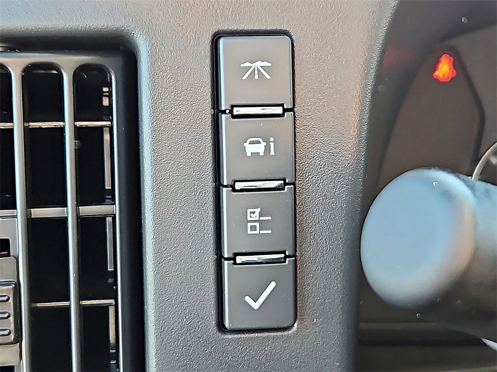 New 2025 Chevrolet Express 2500 w/ Driver Convenience Package image 15