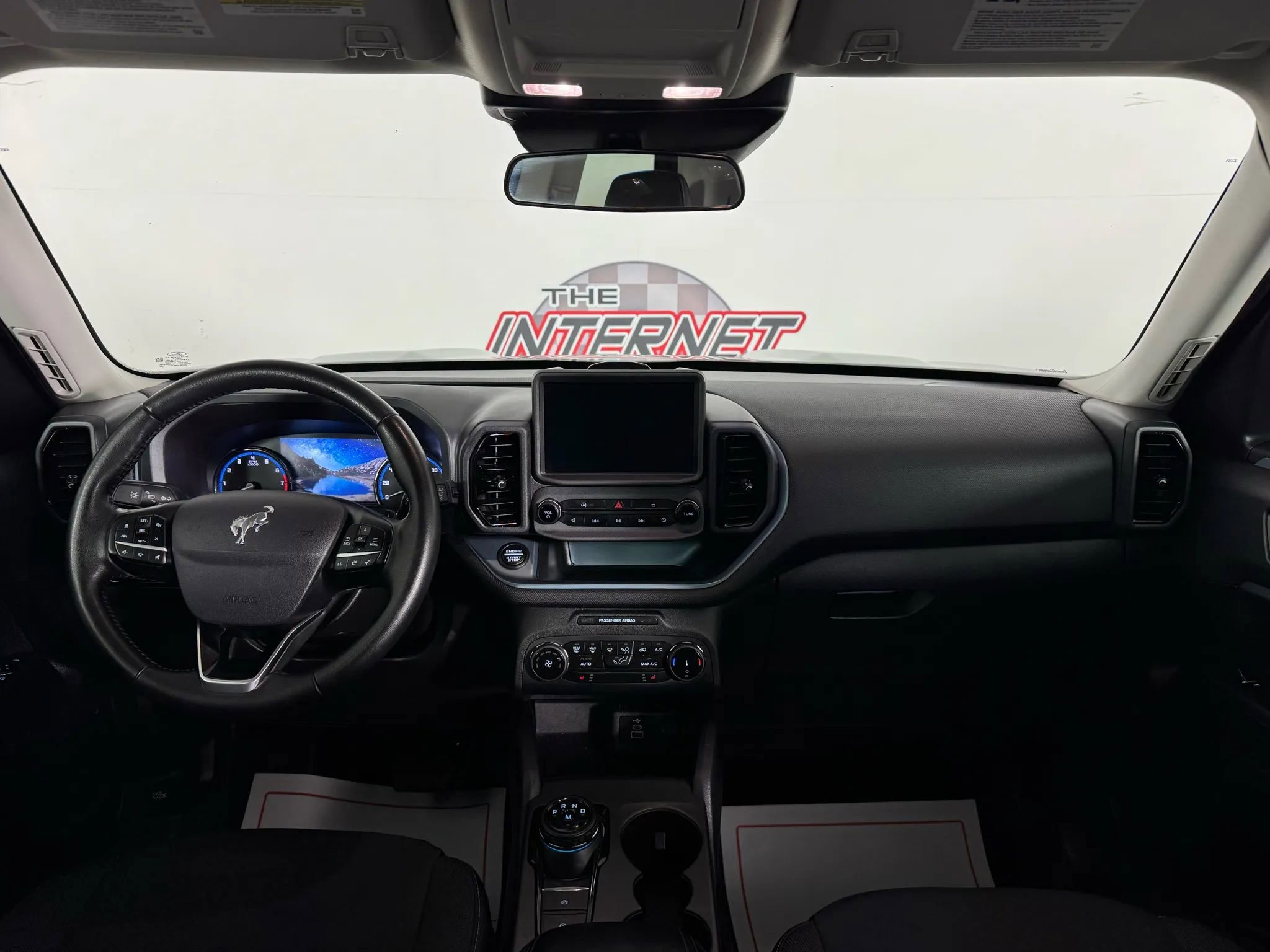 Used 2023 Ford Bronco Sport Badlands image 11