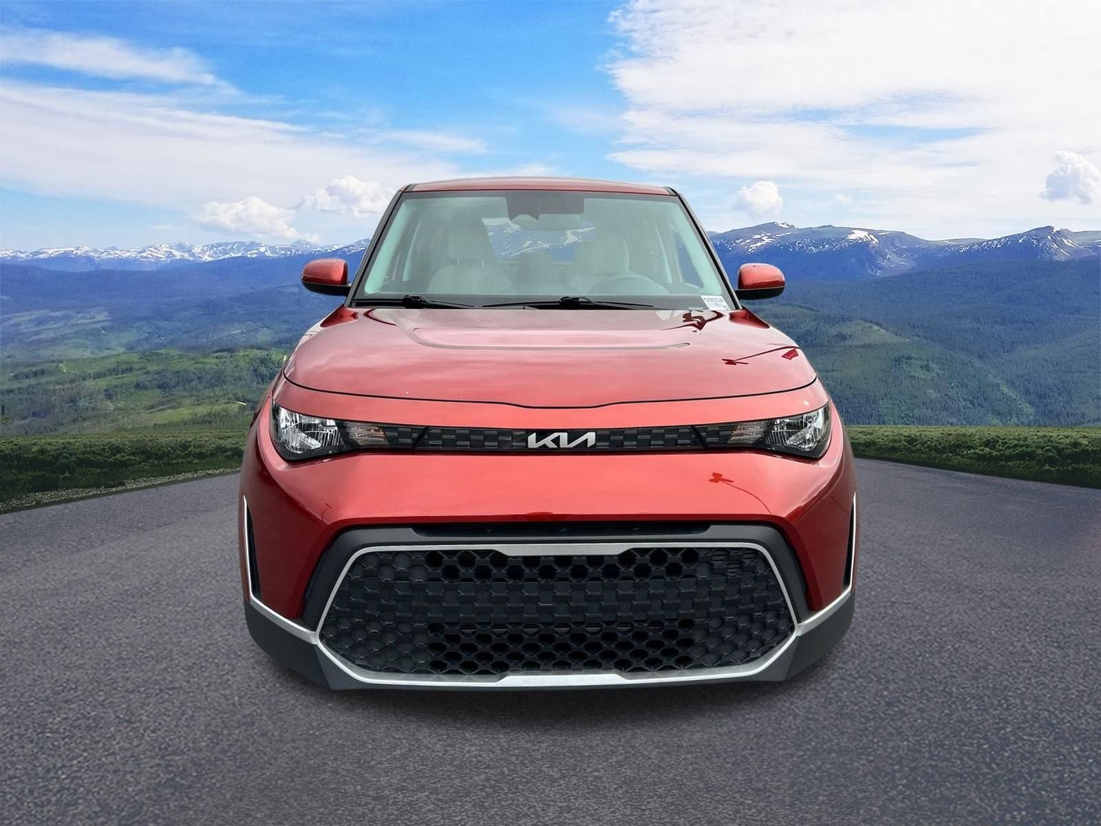 Used 2023 Kia Soul LX FWD image 9