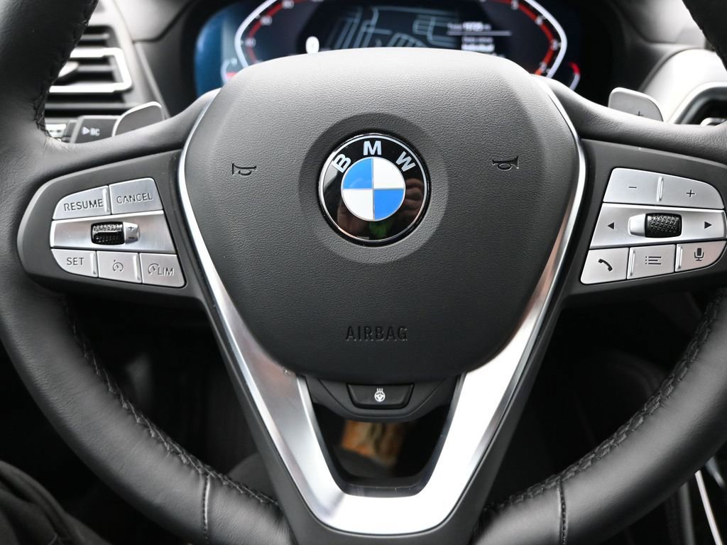 Used 2025 BMW X4 xDrive30i image 24