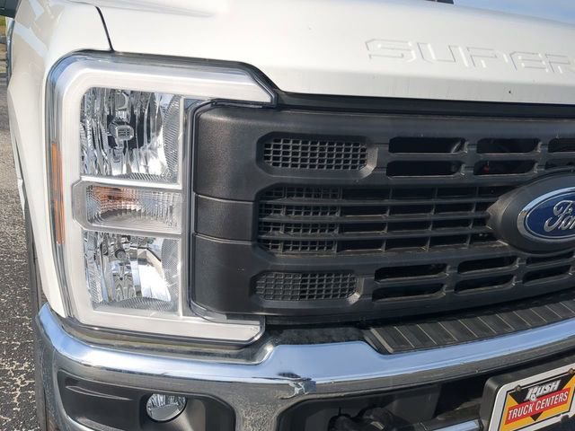 New 2025 Ford F250 XL w/ XL Chrome Package image 10
