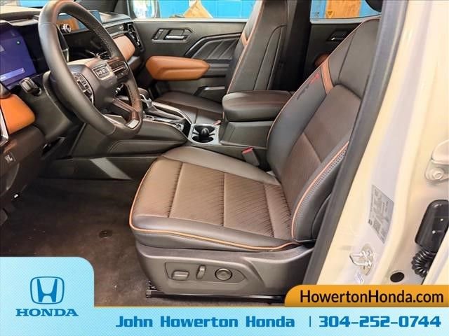 Used 2026 GMC Canyon AT4 w/ Technology Plus Package AWD/4WD image 14