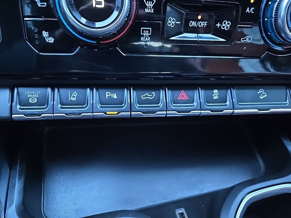 Used 2024 GMC Sierra 2500 Denali Ultimate image 27