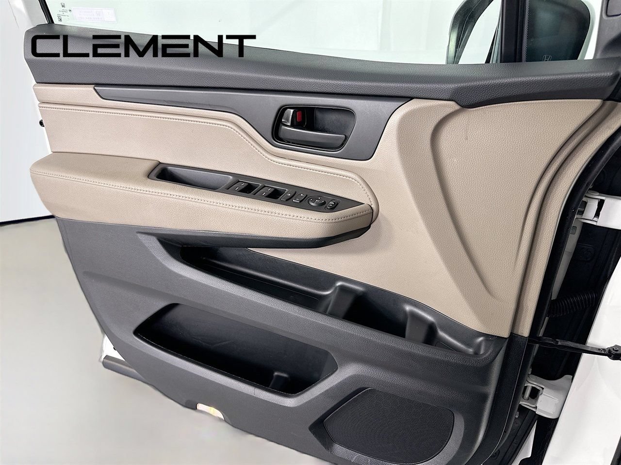 Used 2020 Honda Odyssey EX image 26