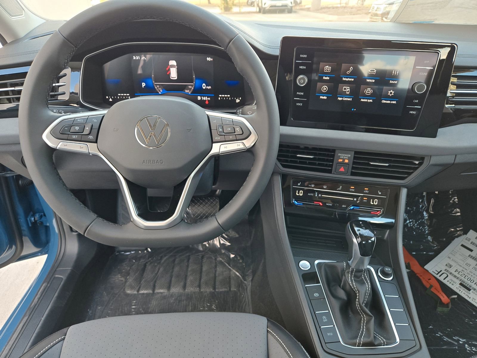 New 2026 Volkswagen Jetta SE image 10