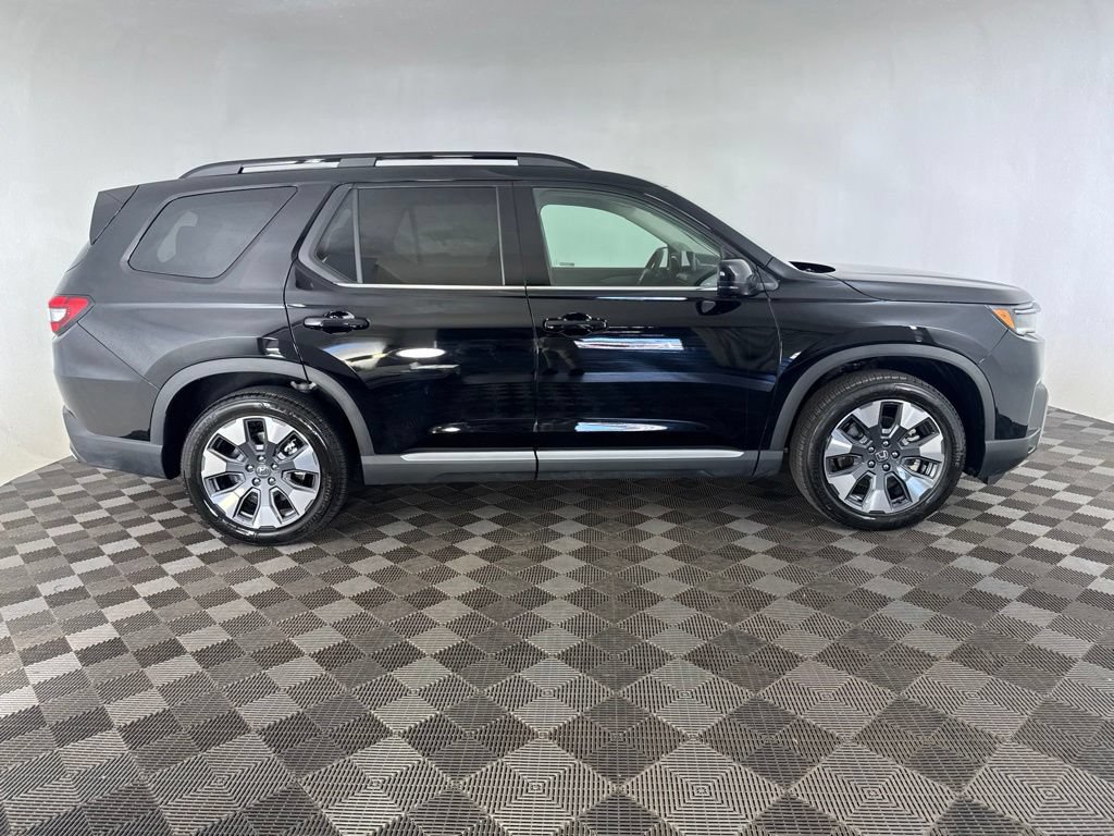 Certified 2026 Honda Pilot Elite image 4