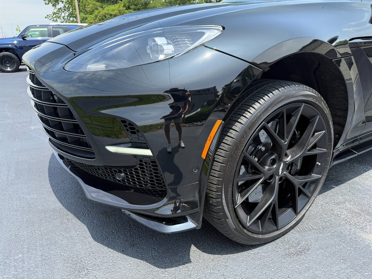 Used 2025 Aston Martin DBX 707 AWD/4WD image 50