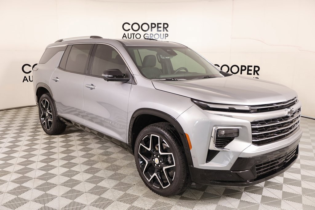 Used 2025 Chevrolet Traverse High Country