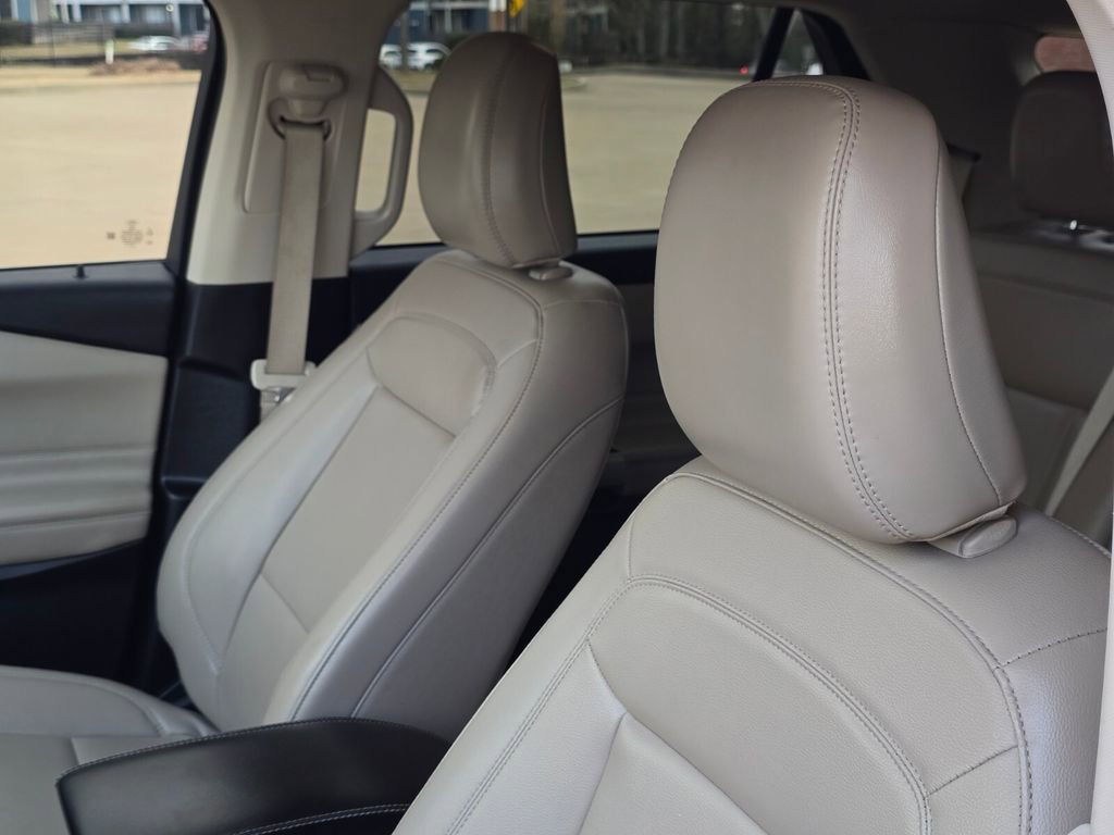 Used 2021 Ford Explorer XLT w/ Equipment Group 202A image 25