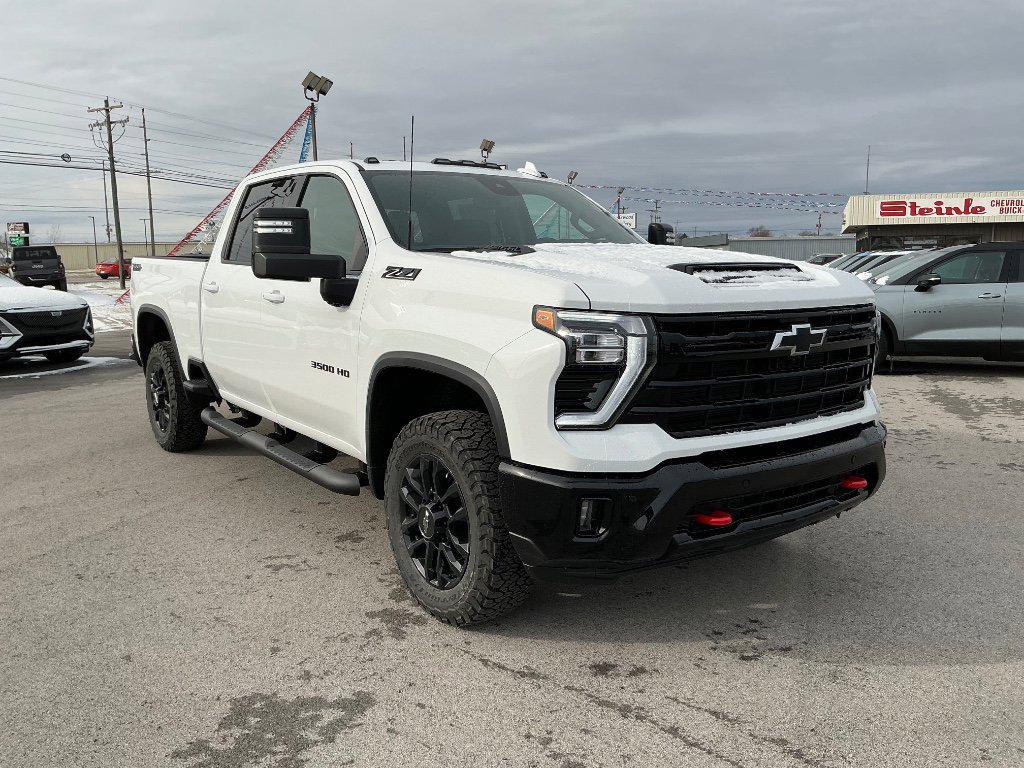 New 2025 Chevrolet Silverado 3500 LTZ w/ LTZ Plus Package