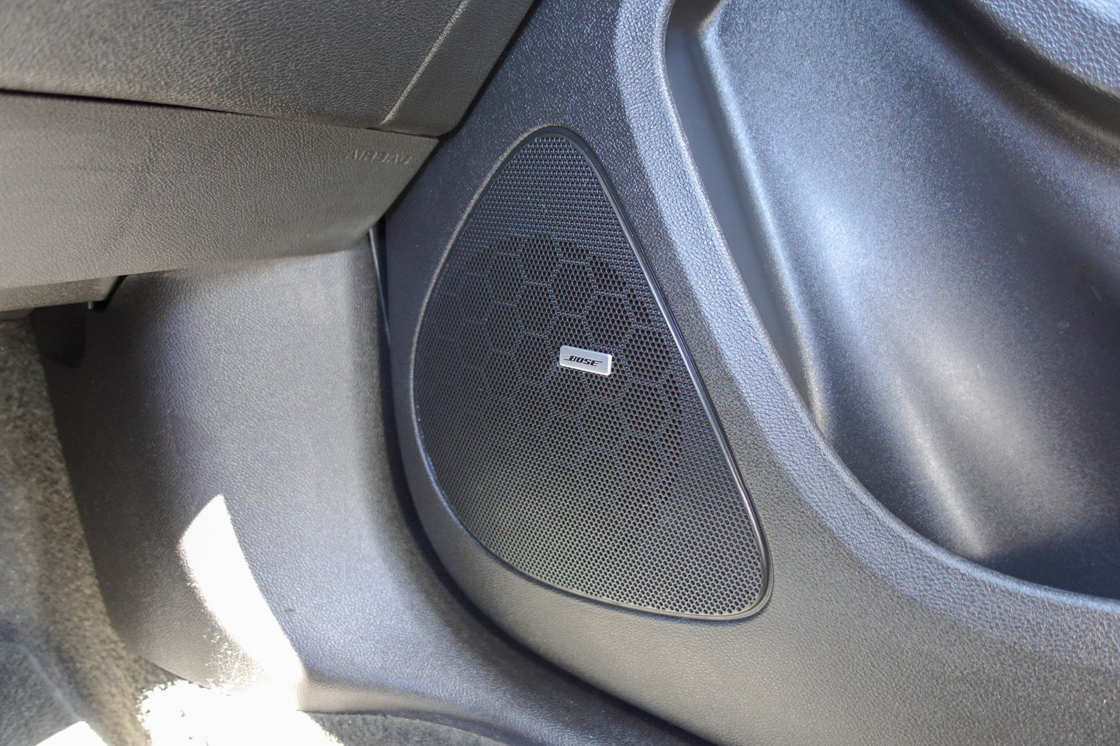Used 2014 Chevrolet Volt Premium w/ Premium Trim Package FWD image 24