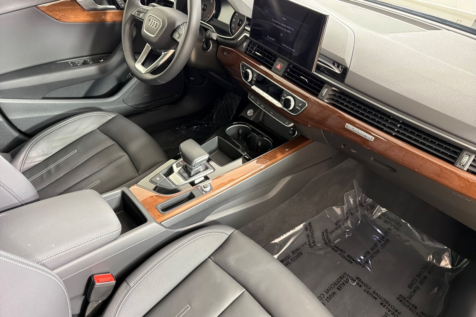 Used 2024 Audi A4 2.0T Premium w/ Convenience Package AWD/4WD image 14