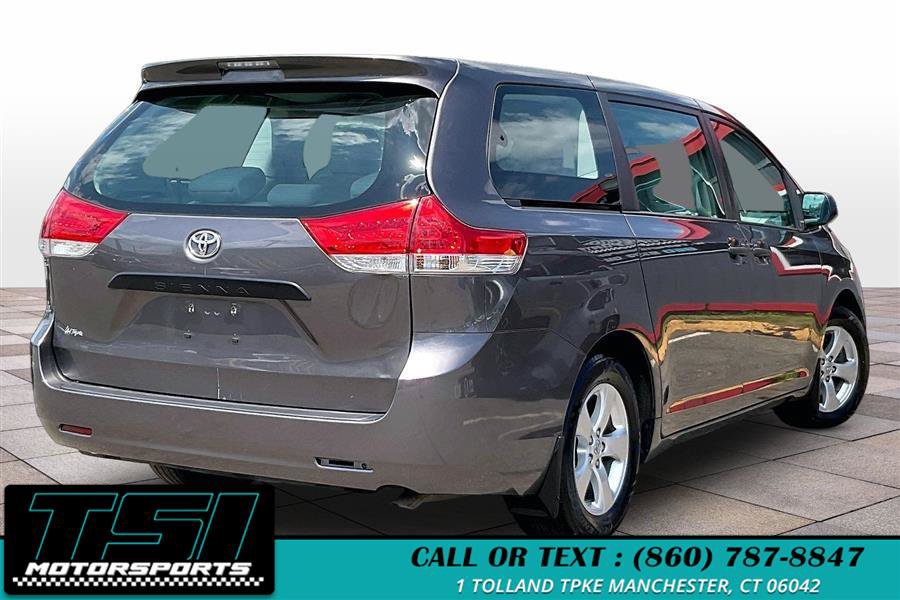 Used 2013 Toyota Sienna L FWD image 2