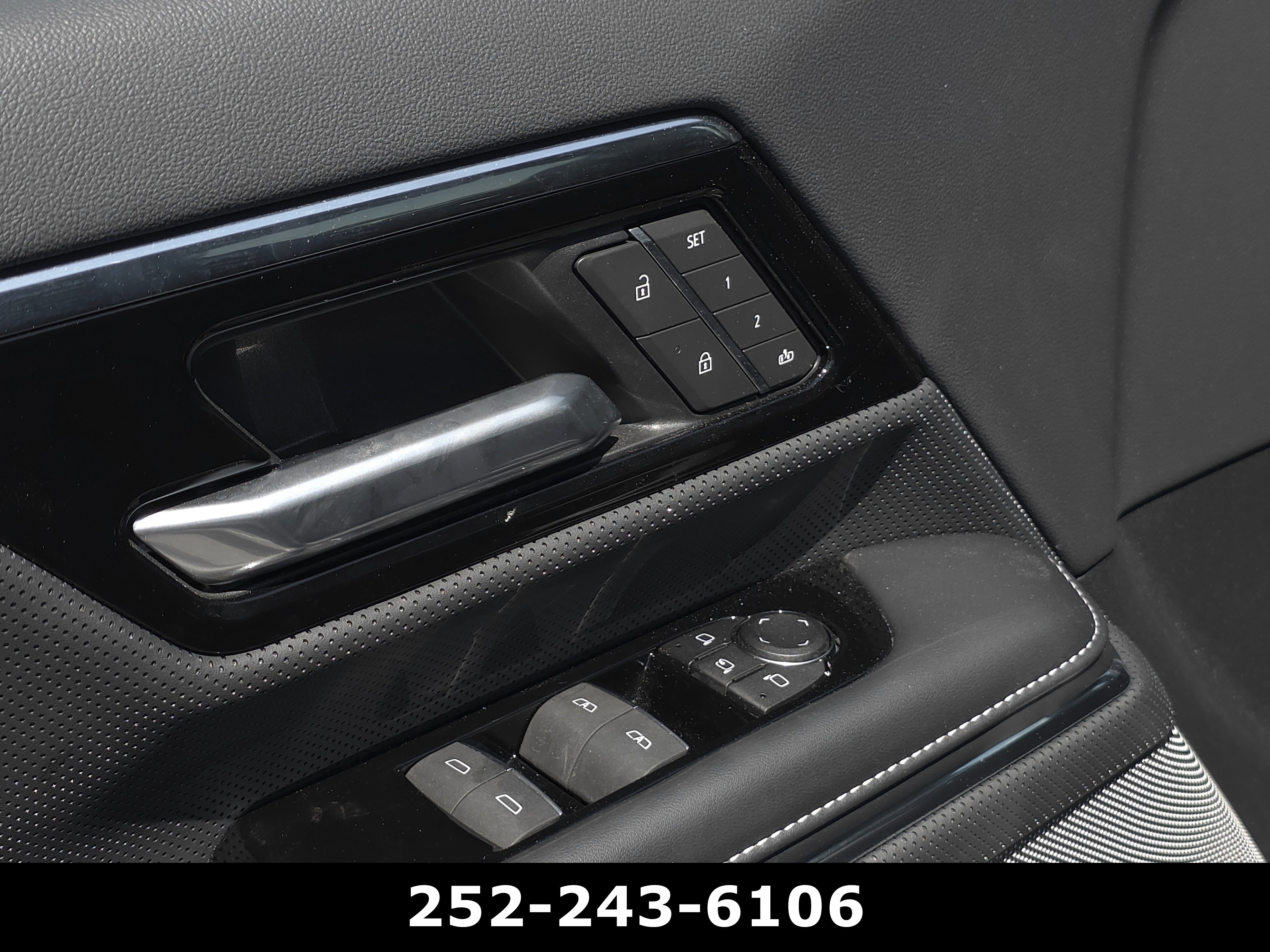Used 2025 GMC Sierra EV Denali AWD/4WD image 20