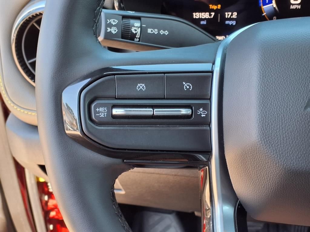 Used 2023 Chevrolet Colorado ZR2 w/ ZR2 Convenience Package III image 28