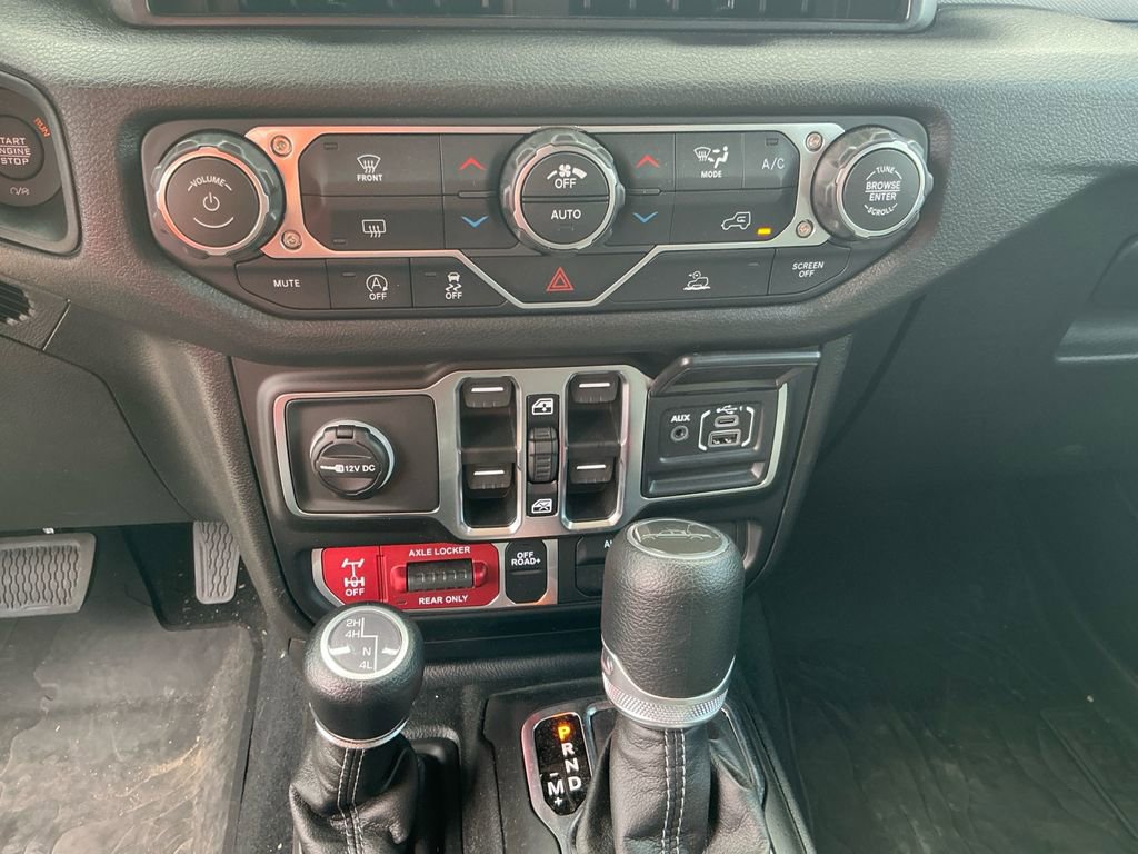 Used 2026 Jeep Gladiator Sport AWD/4WD image 21