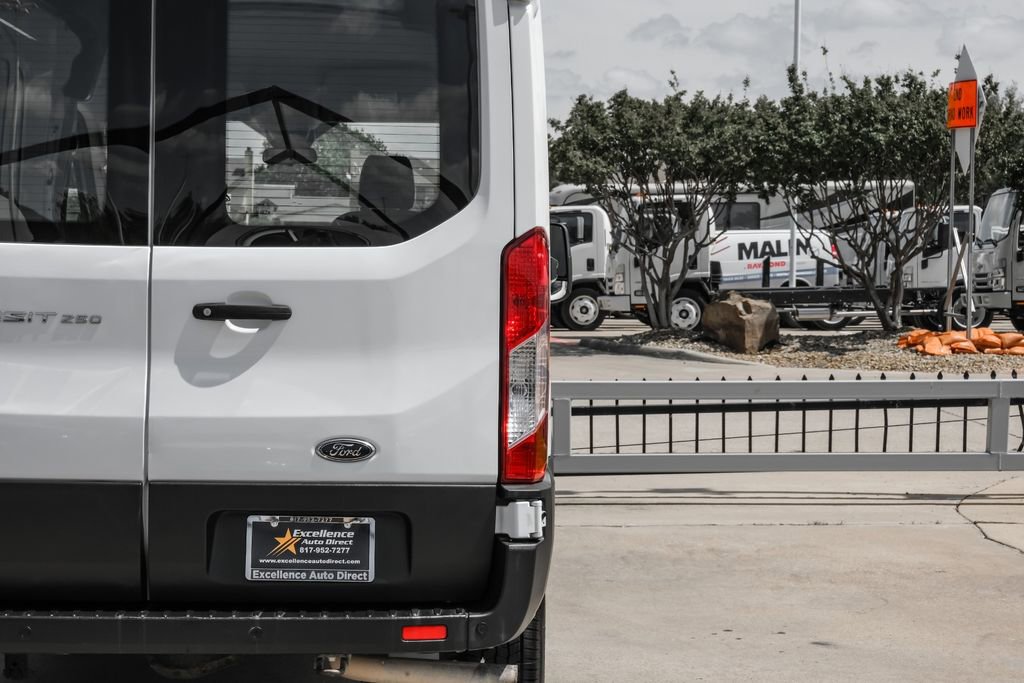 Used 2021 Ford Transit 250 Medium Roof image 42