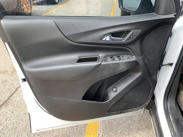 Used 2024 Chevrolet Equinox LT w/ LPO, Floor Liner Package AWD/4WD image 5