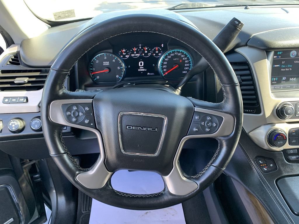 Used 2020 GMC Yukon XL Denali w/ Denali Premium Package image 15