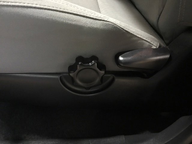 Used 2022 Toyota Tacoma SR image 32