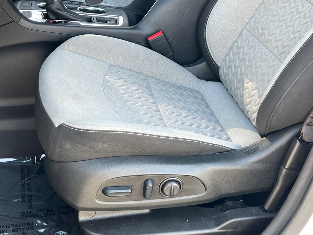 Used 2024 Chevrolet Equinox LT AWD/4WD image 30