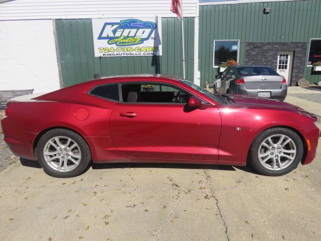 Used 2019 Chevrolet Camaro LT RWD image 8
