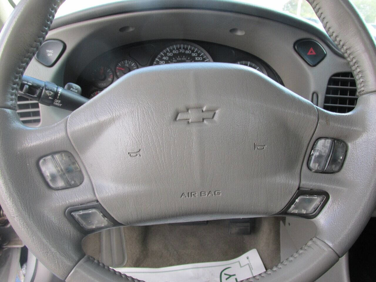 Used 2005 Chevrolet Impala SS w/ Sun And Sound Package image 39