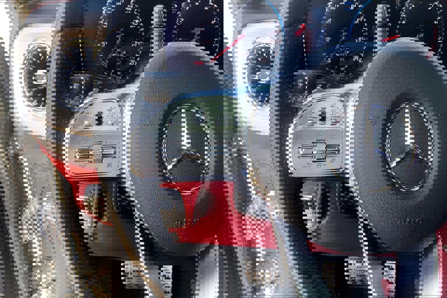 Used 2022 Mercedes-Benz G 550 image 21