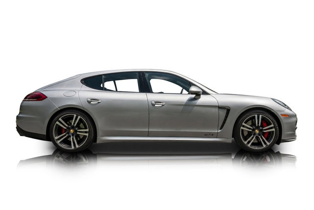 Used 2016 Porsche Panamera GTS AWD/4WD image 2