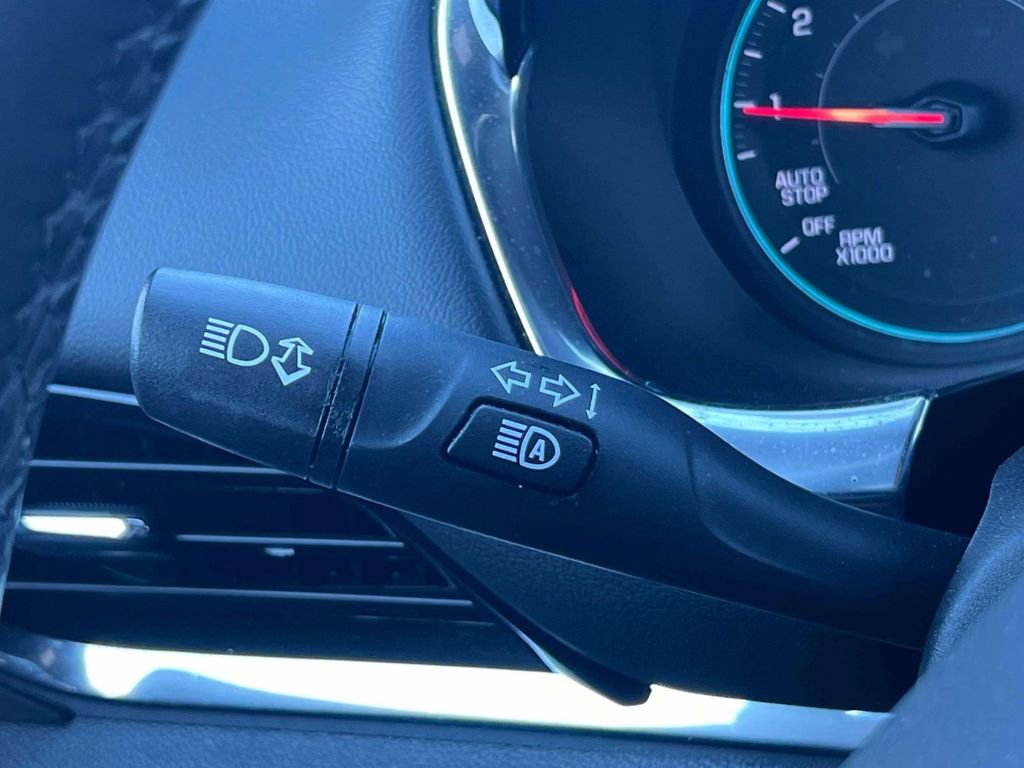 Used 2023 Chevrolet Traverse LT AWD/4WD image 20