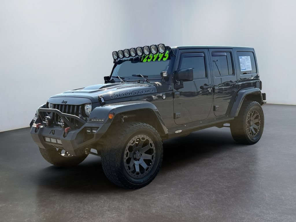 Used 2017 Jeep Wrangler Unlimited Sahara AWD/4WD image 7
