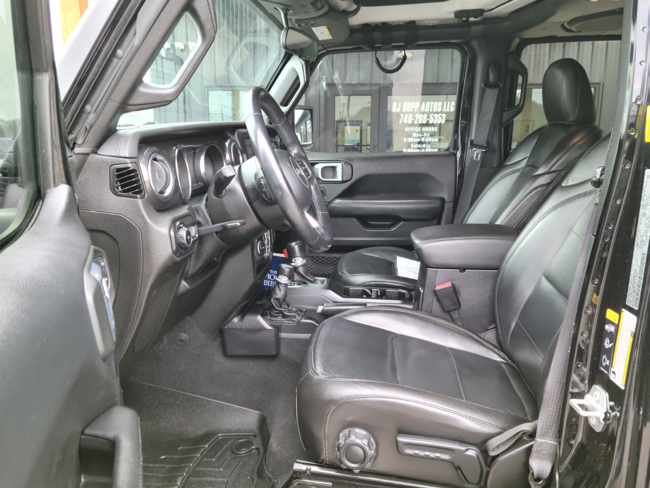 Used 2021 Jeep Wrangler Unlimited Sahara image 16