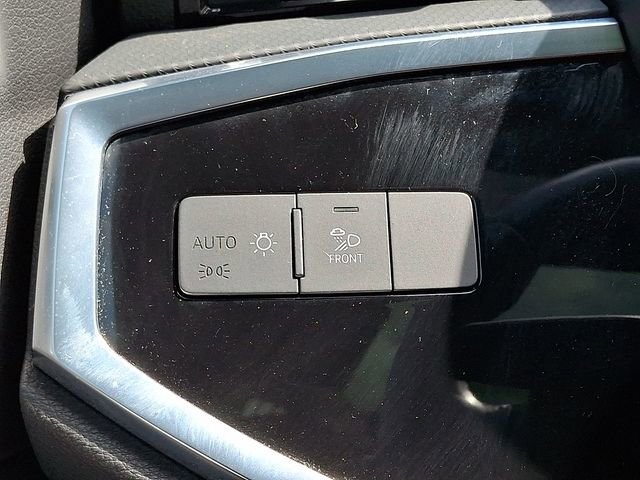 Certified 2023 Audi Q3 2.0T Premium w/ Convenience Package AWD/4WD image 25