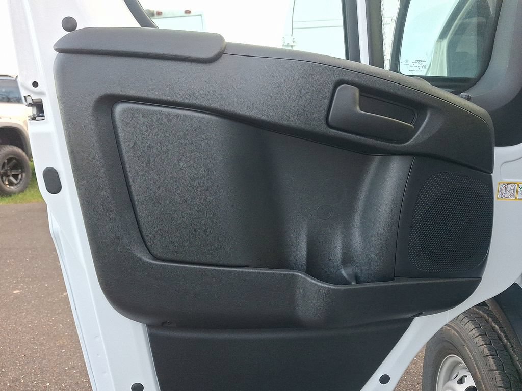 New 2026 RAM ProMaster 2500 w/ Convenience Group FWD image 8
