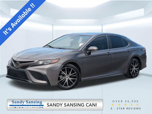 Used 2024 Toyota Camry SE w/ Convenience Package FWD image 1