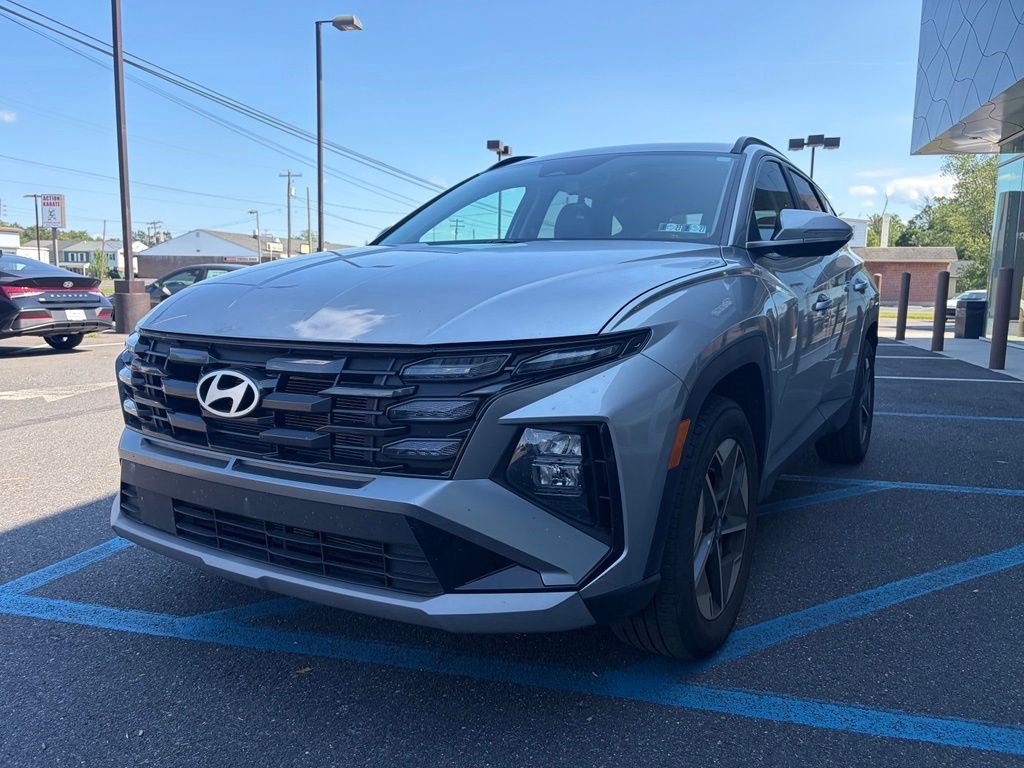 Certified 2025 Hyundai Tucson SEL AWD/4WD image 12